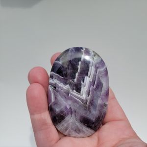 Amethyst chevron palm stone